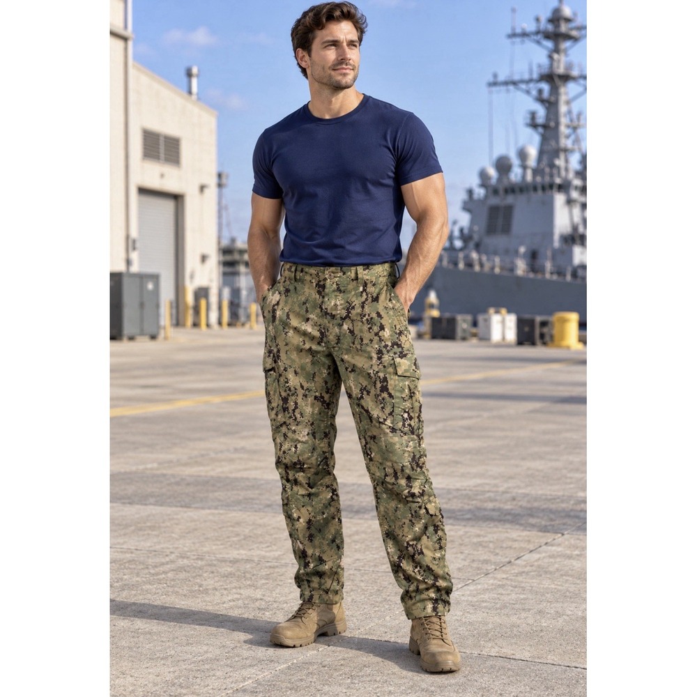 US Navy NWU Trouser Working Uniform Type 3 AOR2 Digital Camouflage Medium-Short